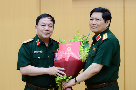 Thiếu tướng Lê Đăng Dũng được giao nhiệm vụ phụ trách Chủ tịch kiêm Tổng Giám đốc Viettel ảnh 1